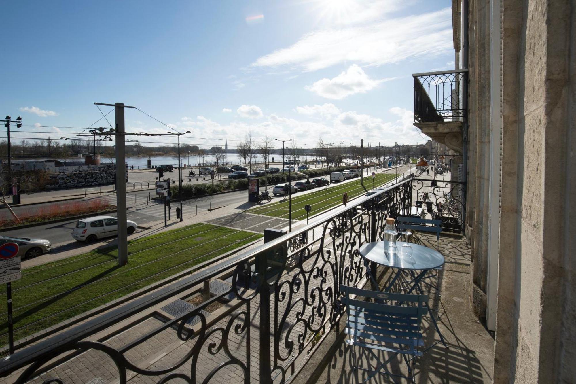 Appartement Sur Les Quais De Бордо Екстериор снимка